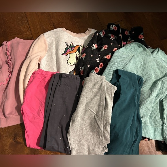 Bundle of Girl’s Clothing, Sz 6-8 years - Picture 1 of 7